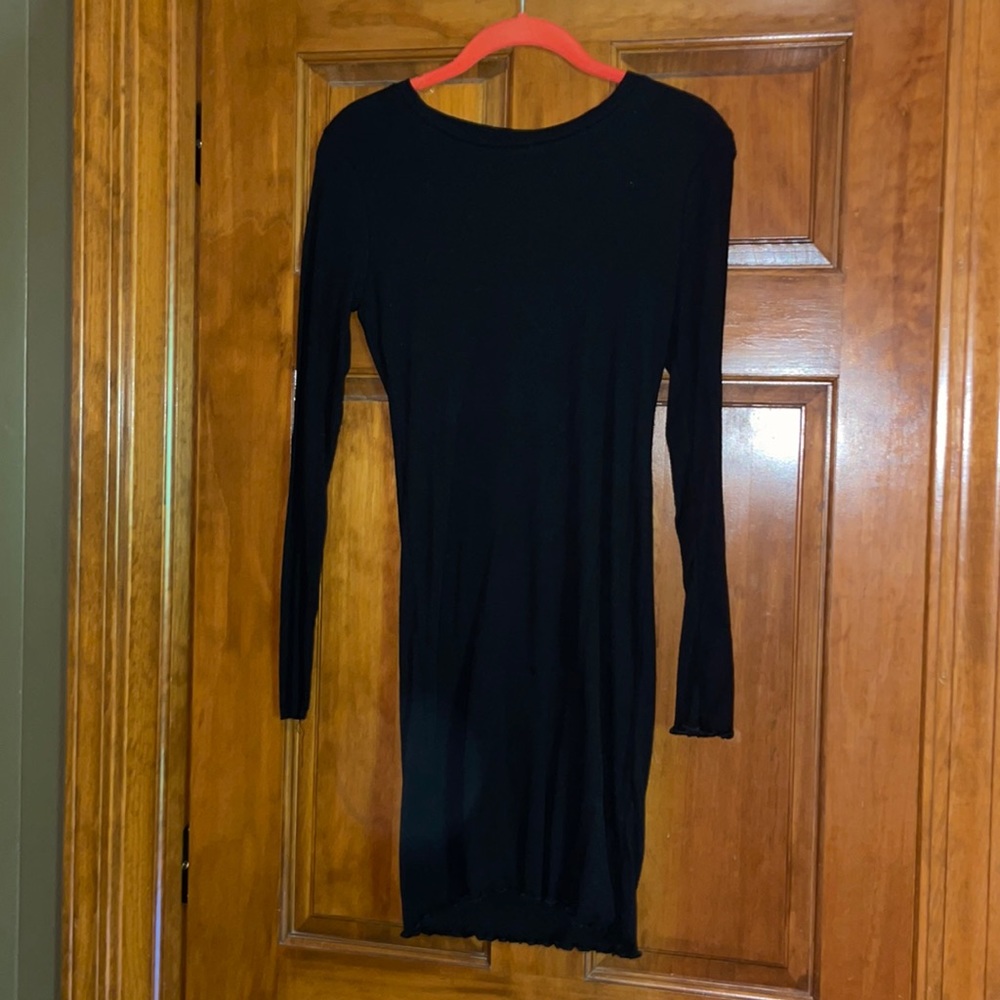 Body con Black Dress with scallop edges